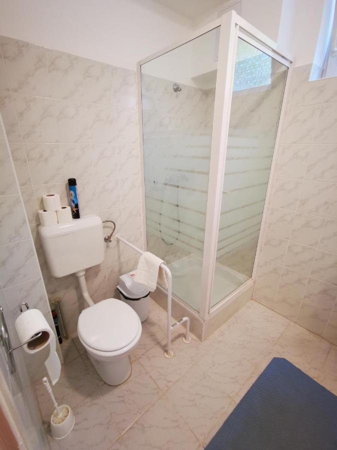 Mate Apartman Gyula Exterior photo